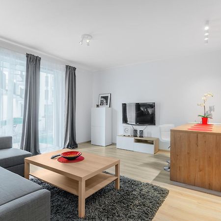 Apartamenty Homely Place Blisko Starego Rynku - Parking Познан Екстериор снимка