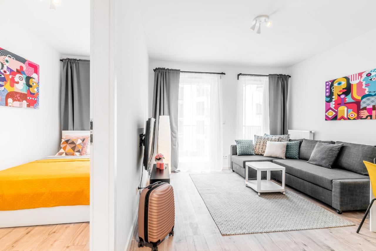 Apartamenty Homely Place Blisko Starego Rynku - Parking Познан Екстериор снимка