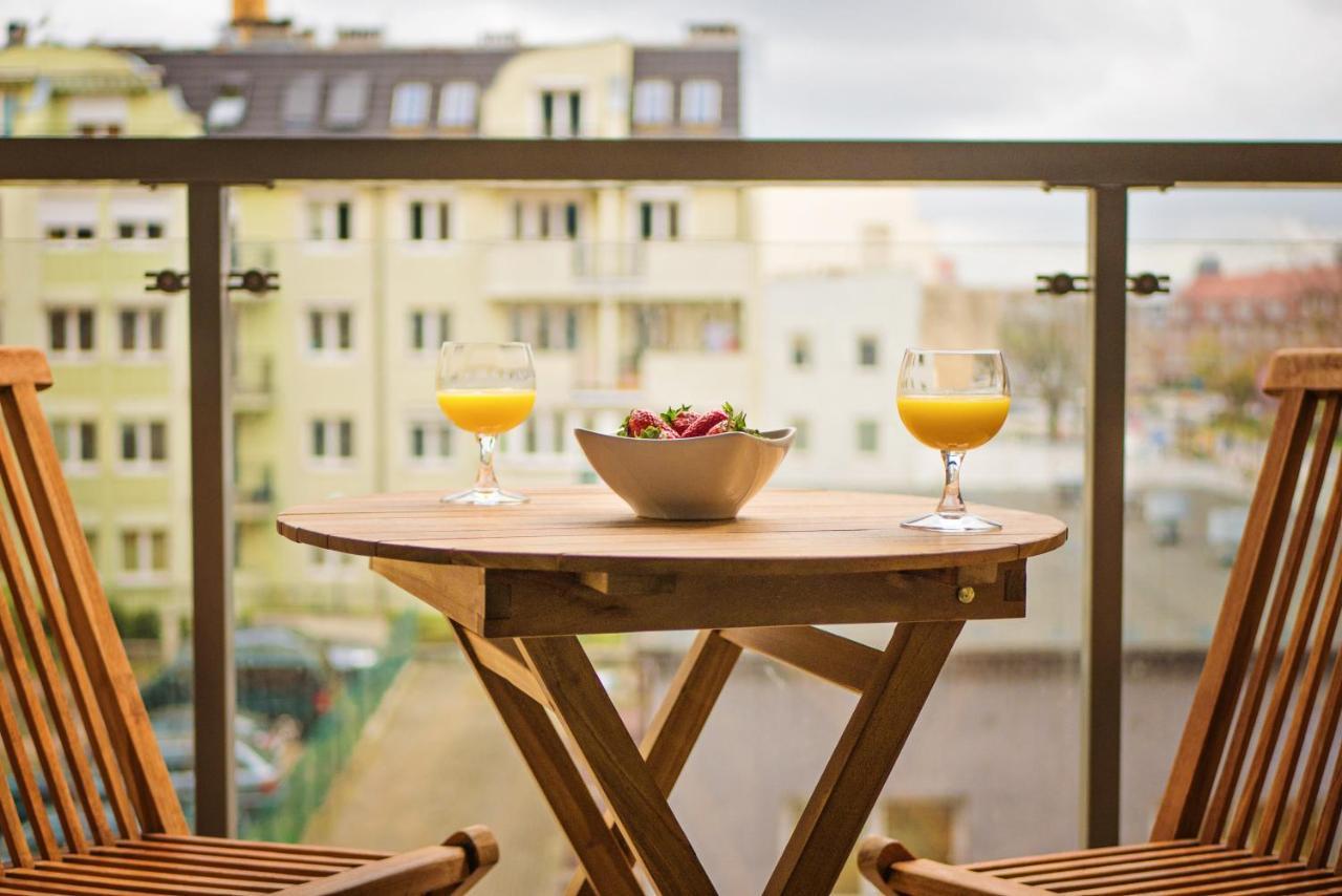 Apartamenty Homely Place Blisko Starego Rynku - Parking Познан Екстериор снимка