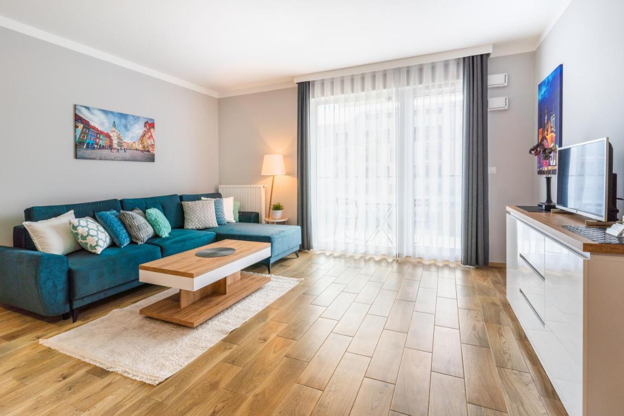 Apartamenty Homely Place Blisko Starego Rynku - Parking Познан Екстериор снимка
